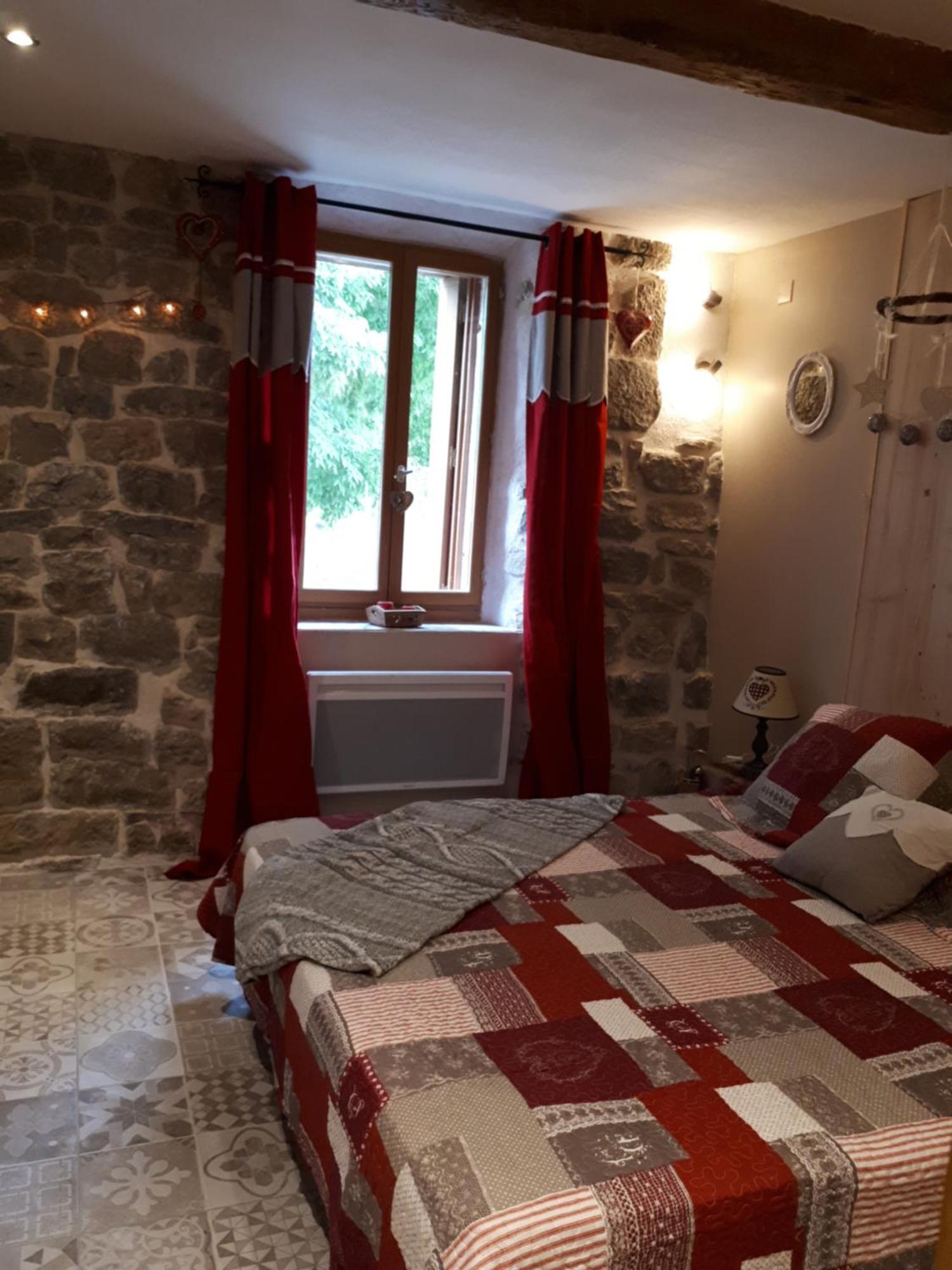 Chambres D Hotes Le Clos Des Vins D Anges Saint-Pierre-des-Champs Ngoại thất bức ảnh